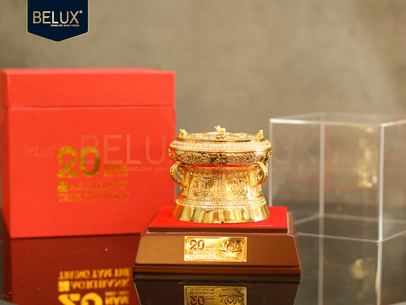 Lô 250 trống đồng D9 mạ vàng Agribank theo yêu cầu